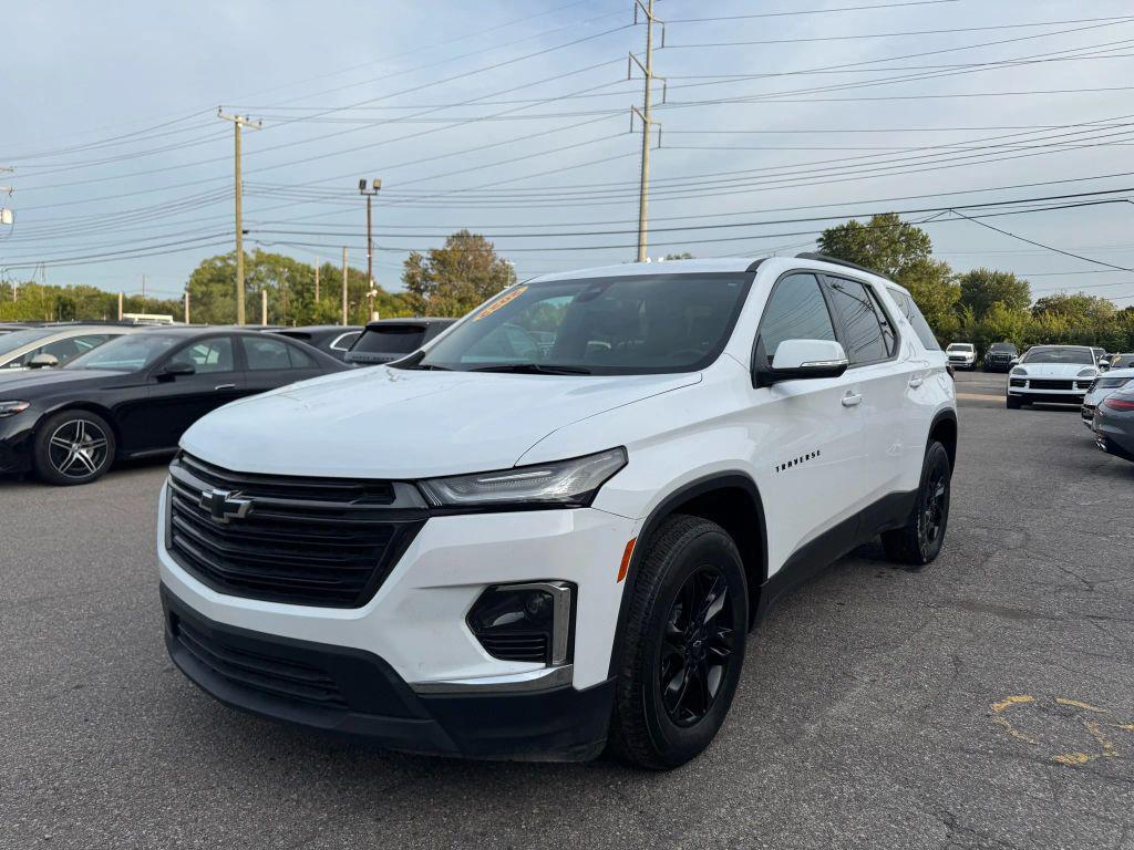 used 2022 Chevrolet Traverse car, priced at $25,495