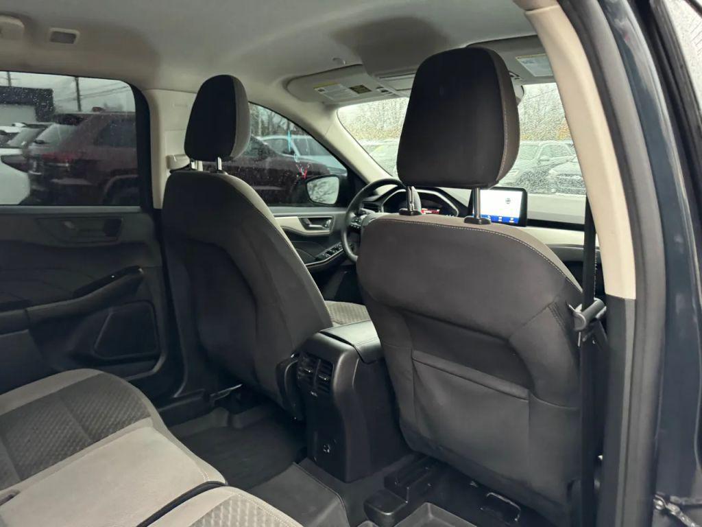 used 2022 Ford Escape car, priced at $18,995