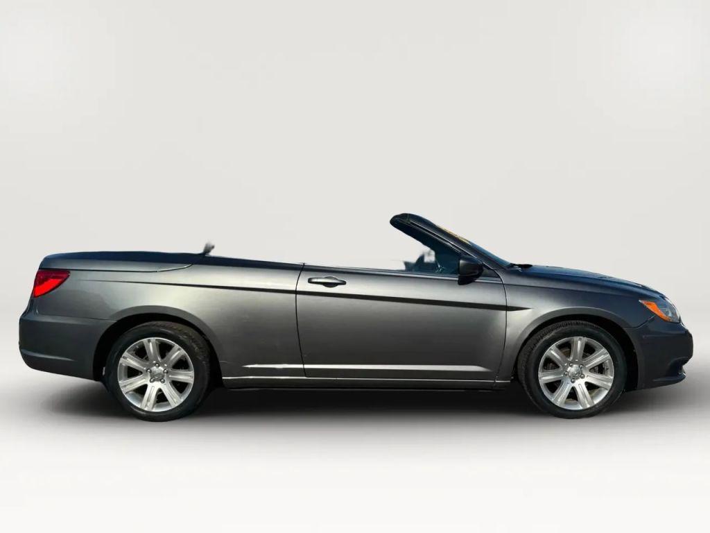 used 2011 Chrysler 200 car, priced at $7,999