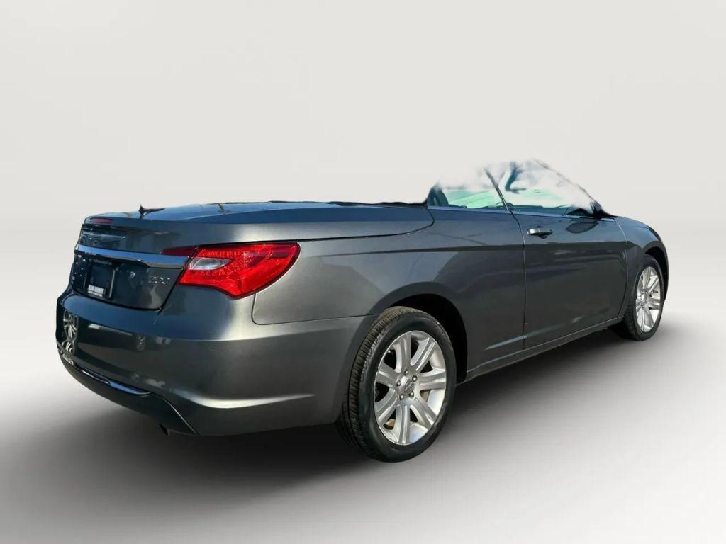 used 2011 Chrysler 200 car, priced at $7,999