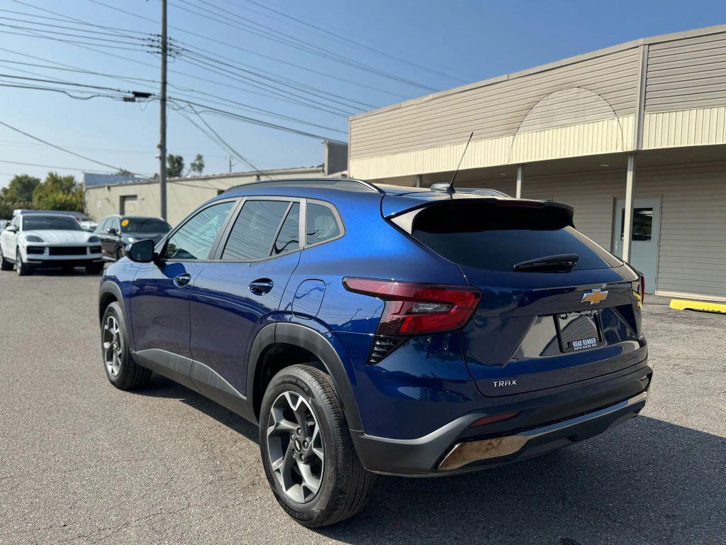 used 2024 Chevrolet Trax car, priced at $15,995