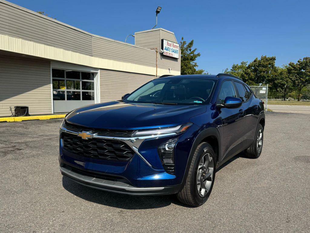 used 2024 Chevrolet Trax car, priced at $15,995