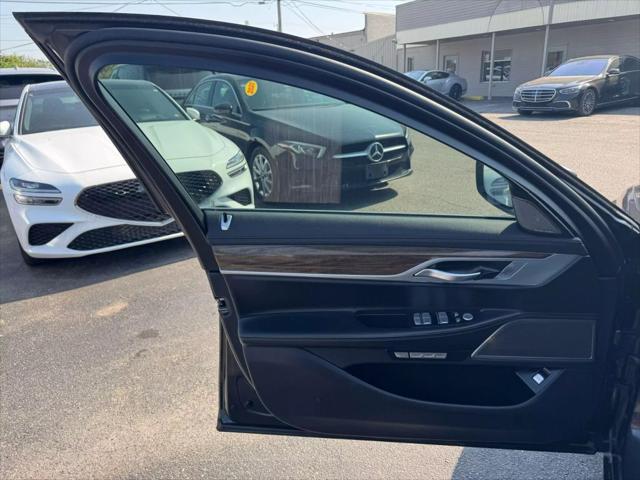 used 2017 BMW 750 car