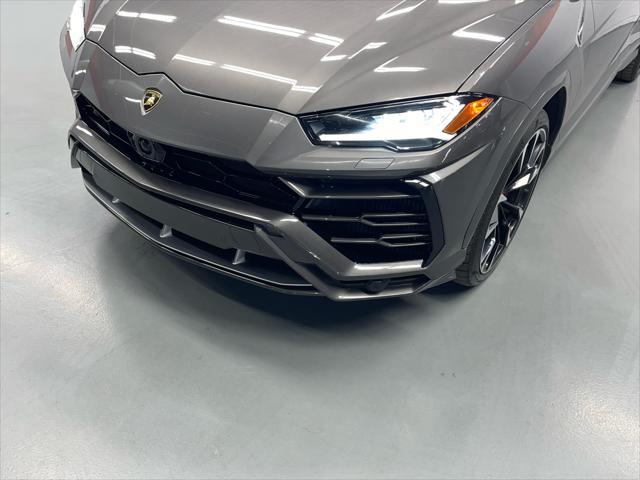 used 2021 Lamborghini Urus car, priced at $189,995