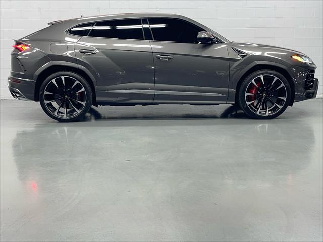 used 2021 Lamborghini Urus car, priced at $189,995