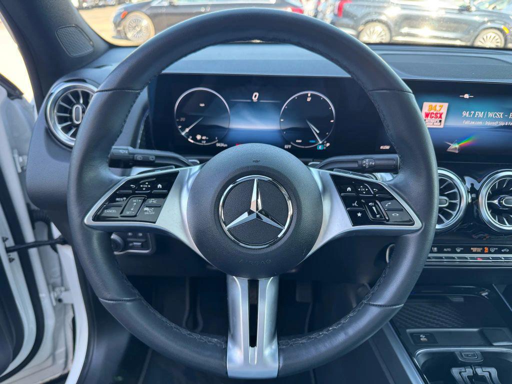 used 2024 Mercedes-Benz GLB 250 car, priced at $31,700