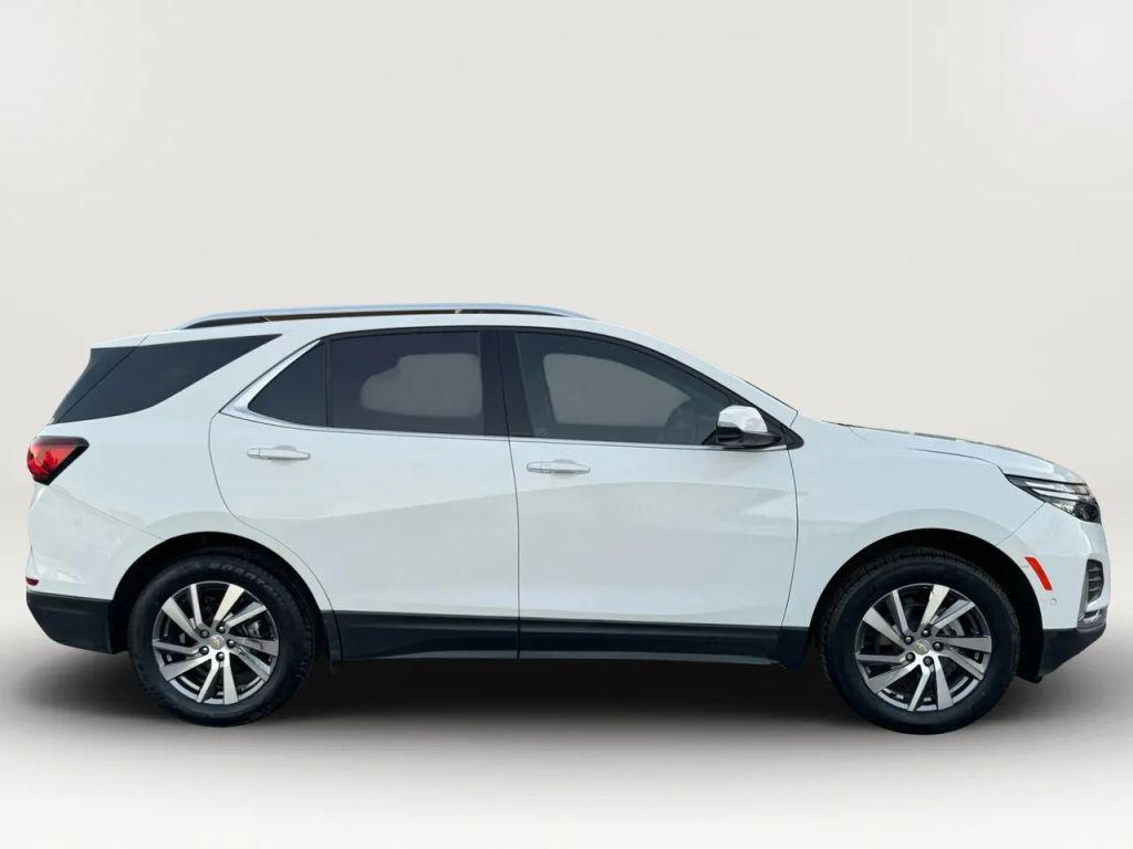 used 2023 Chevrolet Equinox car, priced at $22,900
