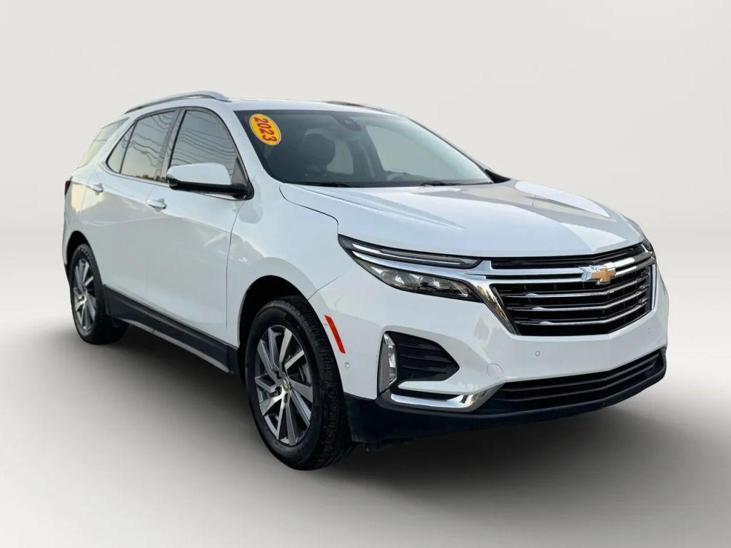 used 2023 Chevrolet Equinox car, priced at $22,900