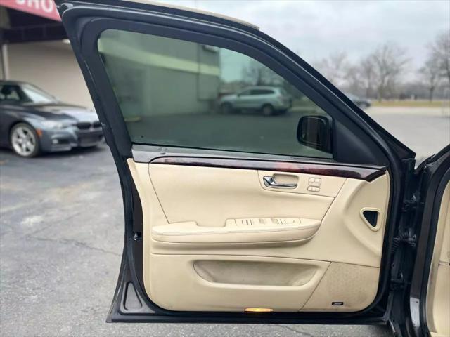 used 2008 Cadillac DTS car, priced at $3,995
