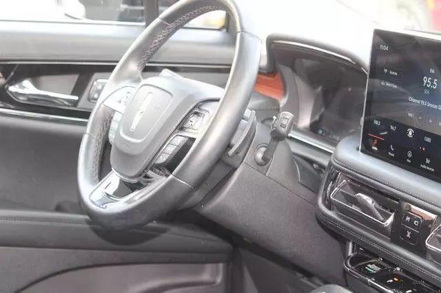 used 2021 Lincoln Nautilus car, priced at $35,995
