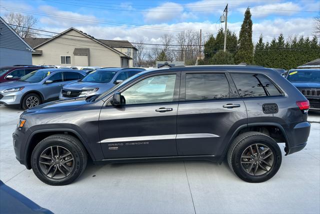 used 2016 Jeep Grand Cherokee car, priced at $12,995