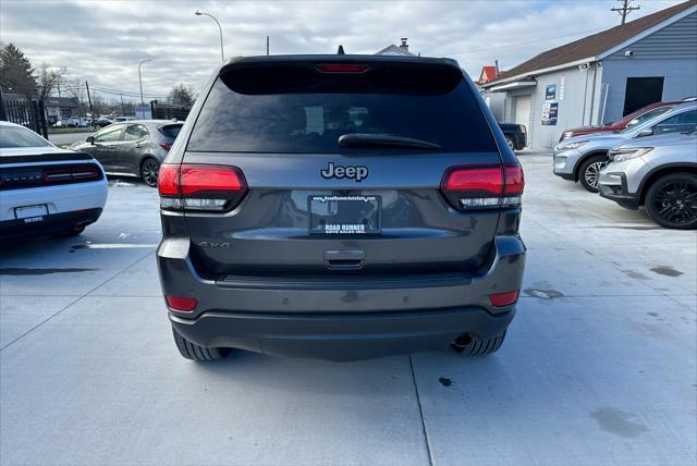 used 2016 Jeep Grand Cherokee car, priced at $12,995