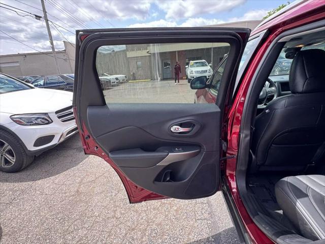used 2021 Jeep Cherokee car, priced at $16,995