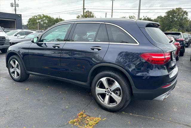 used 2019 Mercedes-Benz GLC 300 car