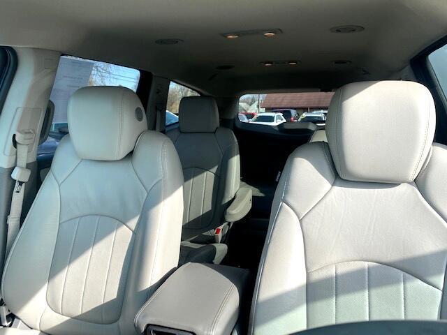 used 2015 Chevrolet Traverse car, priced at $8,495