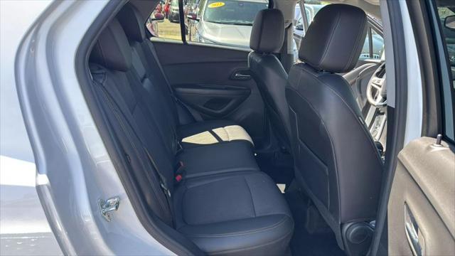 used 2022 Chevrolet Trax car, priced at $13,995