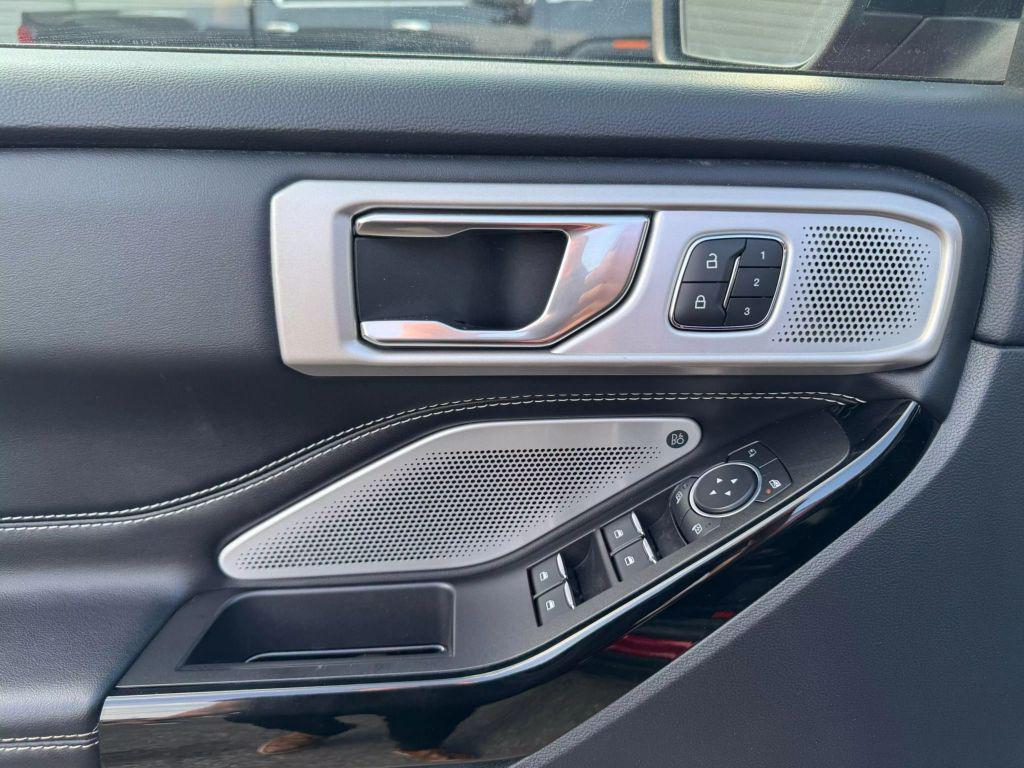 used 2022 Ford Explorer car, priced at $26,995