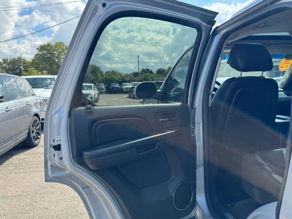 used 2012 Cadillac Escalade car, priced at $10,995