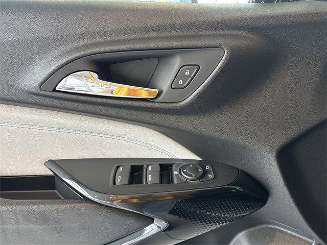 new 2025 Chevrolet Trax car, priced at $24,617