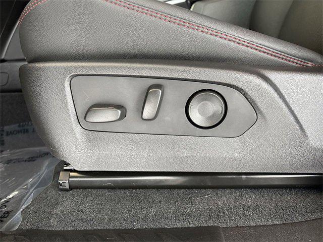new 2025 Chevrolet Colorado car, priced at $50,135