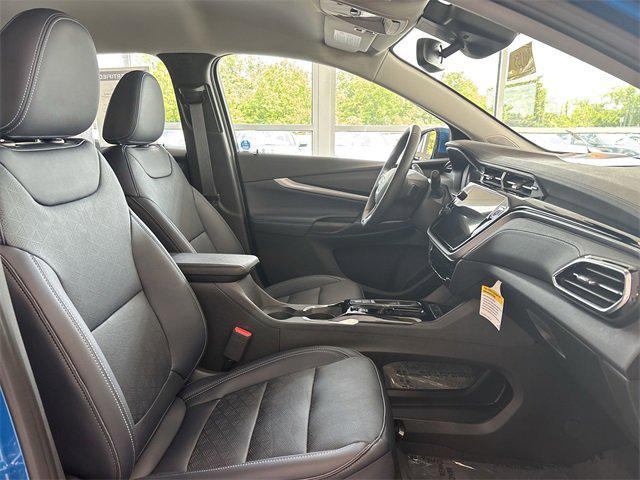 used 2022 Chevrolet Bolt EUV car, priced at $23,488