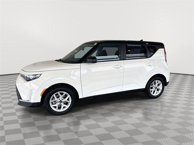 used 2025 Kia Soul car, priced at $22,407