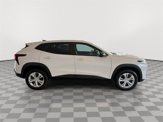 used 2025 Chevrolet Trax car, priced at $22,288