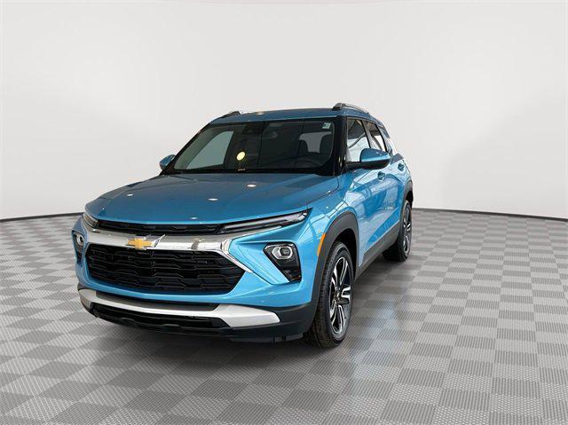 new 2025 Chevrolet TrailBlazer car, priced at $29,913