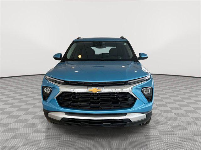 new 2025 Chevrolet TrailBlazer car, priced at $29,913