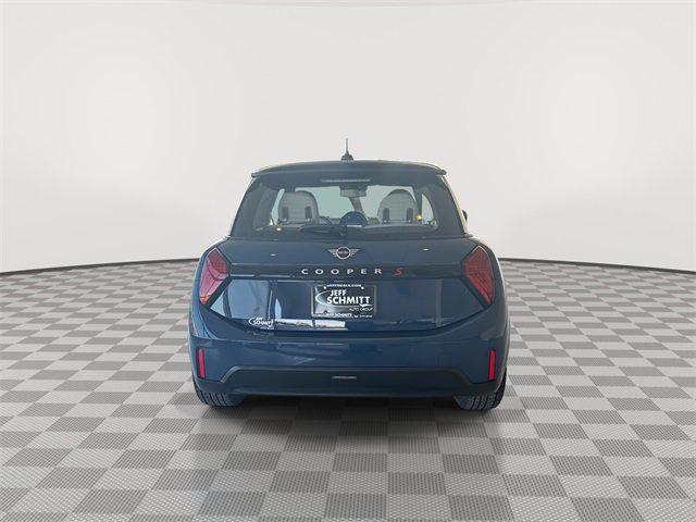 used 2025 MINI Hardtop car, priced at $32,988