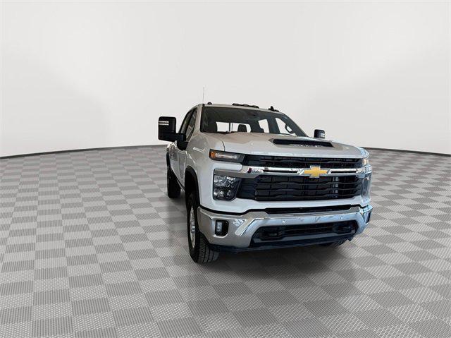 new 2025 Chevrolet Silverado 3500 car, priced at $61,189