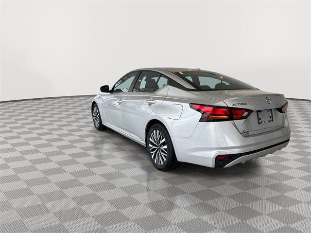 used 2023 Nissan Altima car, priced at $20,288