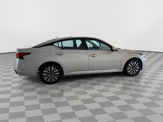 used 2023 Nissan Altima car, priced at $20,288