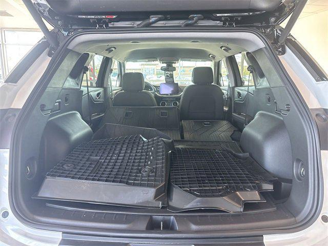 used 2025 Chevrolet Blazer car, priced at $35,988
