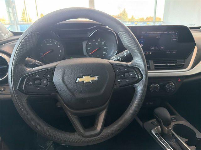 used 2025 Chevrolet Trax car, priced at $22,388