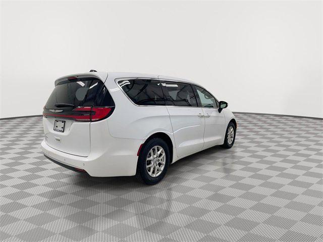 used 2023 Chrysler Pacifica car, priced at $23,788