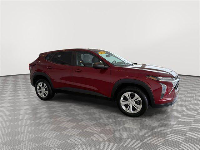 used 2025 Chevrolet Trax car, priced at $22,288