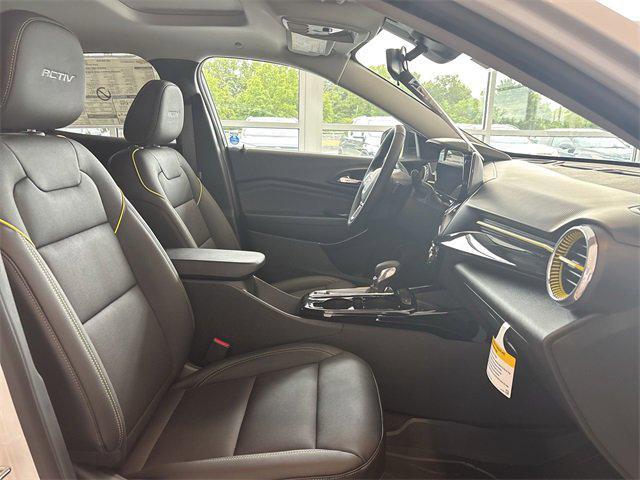 new 2025 Chevrolet Trax car, priced at $26,726