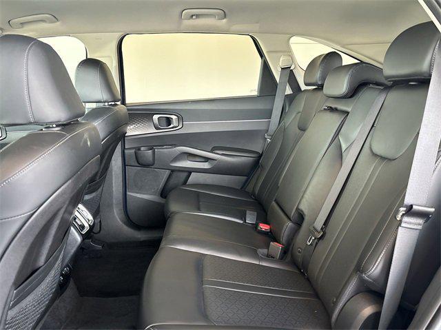 used 2023 Kia Sorento car, priced at $26,588