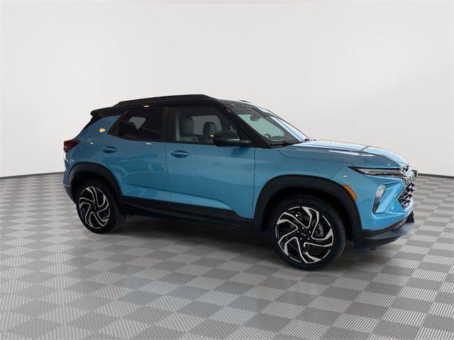 new 2025 Chevrolet TrailBlazer car, priced at $32,818