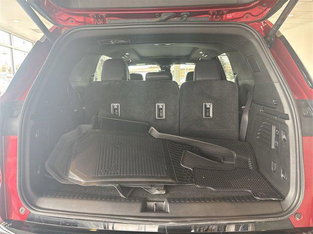 used 2024 Chevrolet Traverse car, priced at $54,311