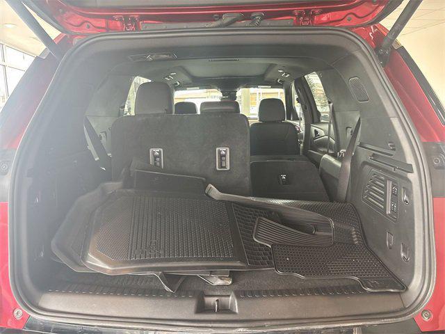 used 2024 Chevrolet Traverse car, priced at $53,788
