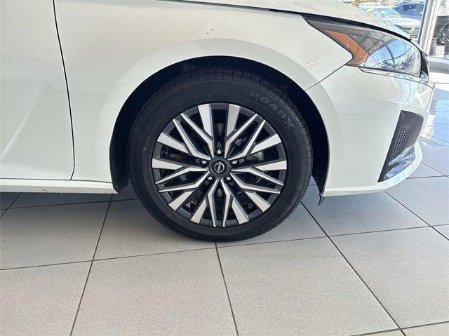 used 2023 Nissan Altima car, priced at $18,911