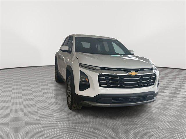 new 2025 Chevrolet Equinox car, priced at $29,108