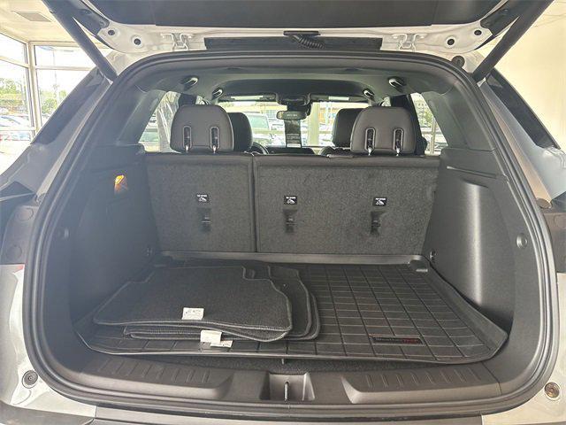used 2024 Chevrolet TrailBlazer car, priced at $27,388