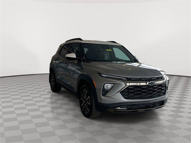 used 2024 Chevrolet TrailBlazer car, priced at $27,388