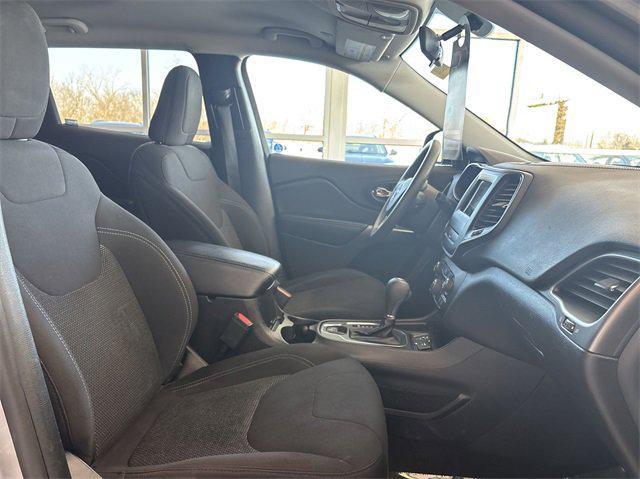 used 2020 Jeep Cherokee car, priced at $16,557