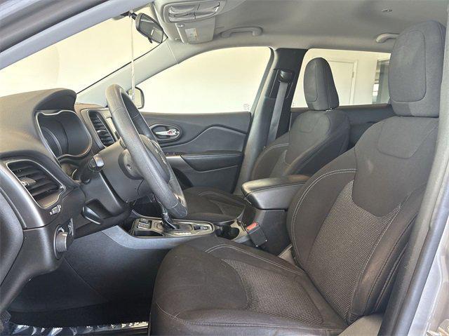 used 2020 Jeep Cherokee car, priced at $16,557