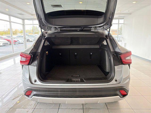 used 2024 Chevrolet Trax car, priced at $22,688