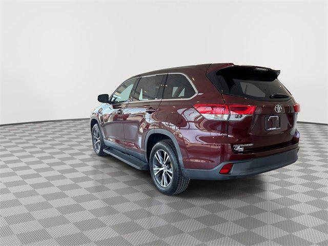 used 2019 Toyota Highlander car, priced at $31,989